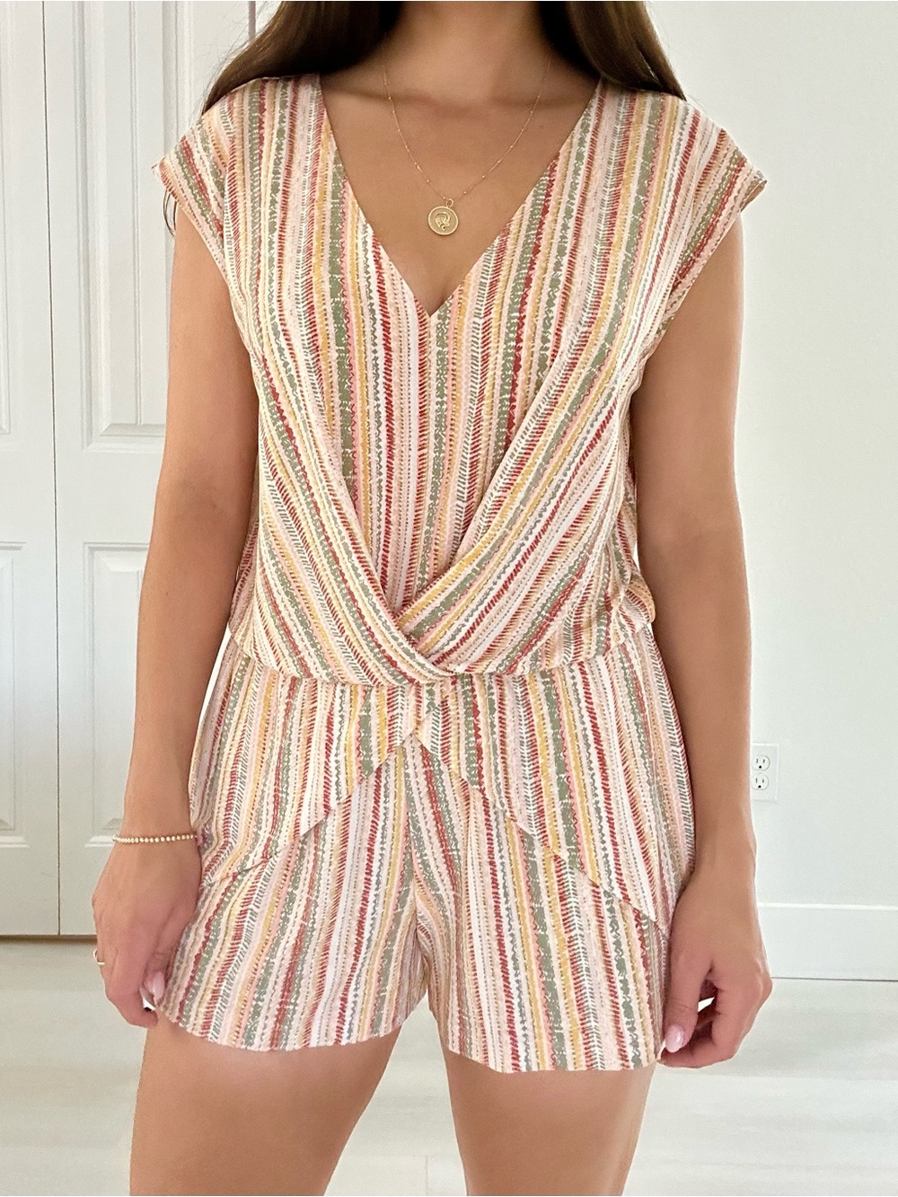BCBGeneration Multicolor Striped V-Neck Sleeveless Romper